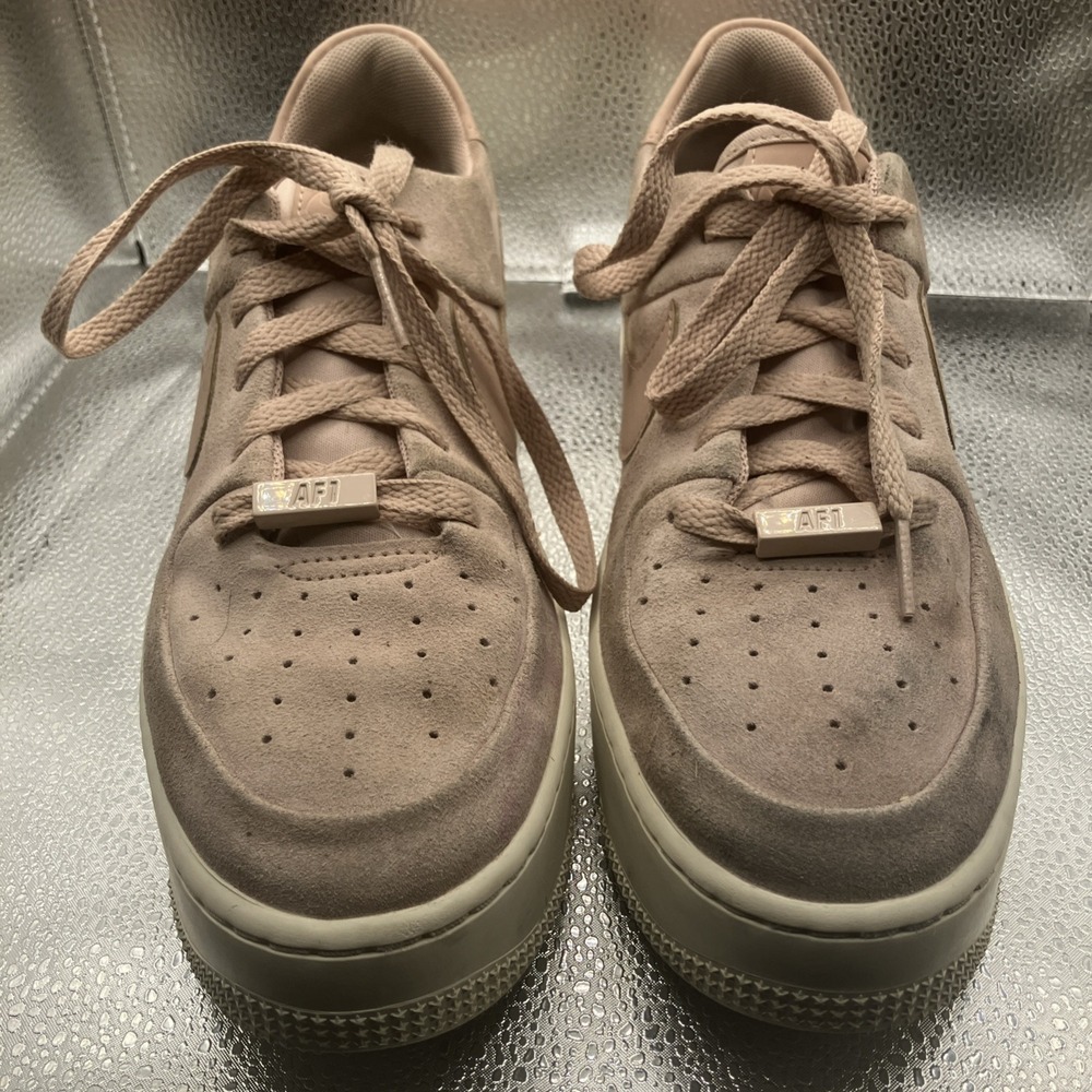 Size 10- Nike Air Force 1 pink  Low  Particle suede